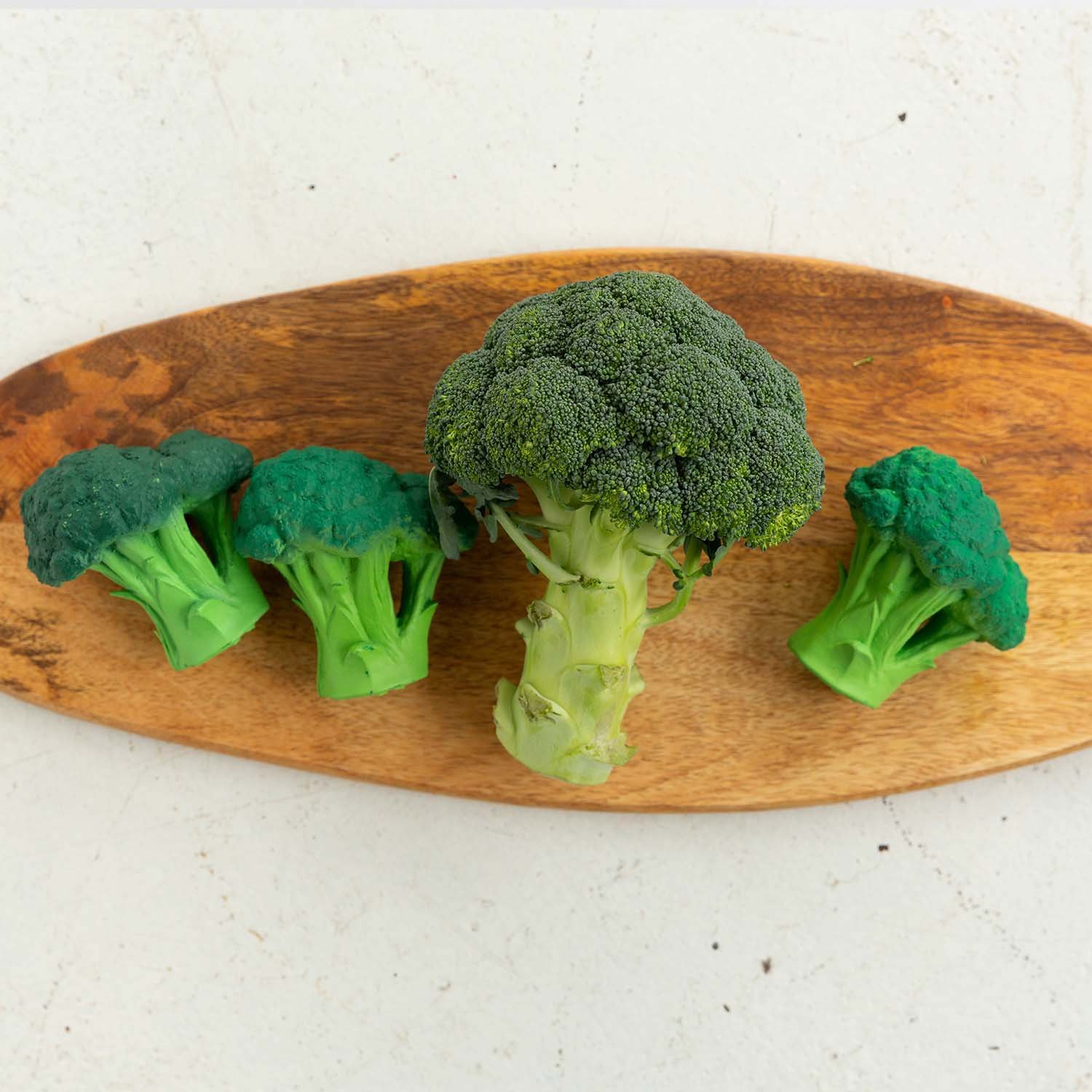 Mordedor Brocoli de Oli&Carol - Imagen 2