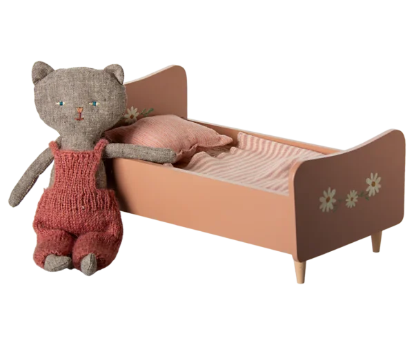 Camita de madera con gatito Rosa